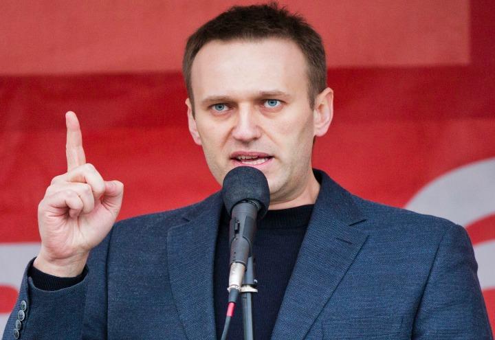 Mosca, perquisita la casa dell’oppositore Alexei Navalny