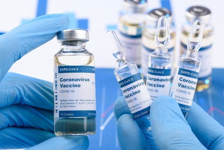 Coronavirus, parla l’assessore D’Amato: “Il Lazio finora ha somministrato oltre 117mila prime dosi e sono in corso i richiami”