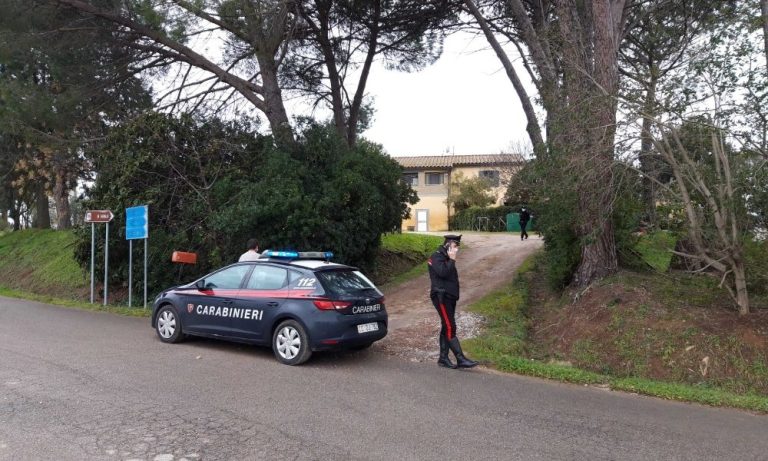 Capalbio (Grosseto), bimba di 8 anni cade in una piscina e muore affogata