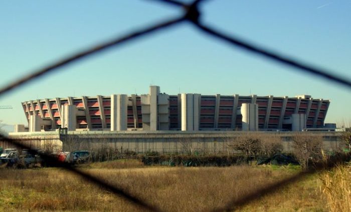 Torture nel carcere fiorentino di Sollicciano: arrestati tre agenti penitenziari