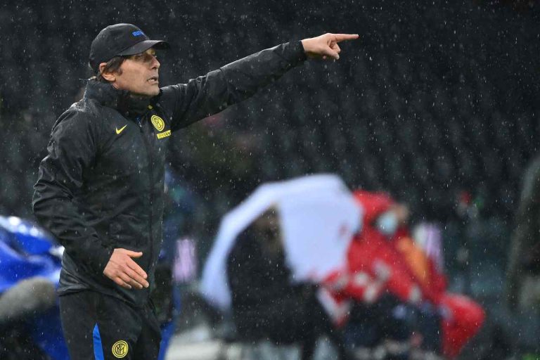 Calcio, l’allenatore dell’Inter Antonio Conte squalificato per due turni e multato di 20mila euro