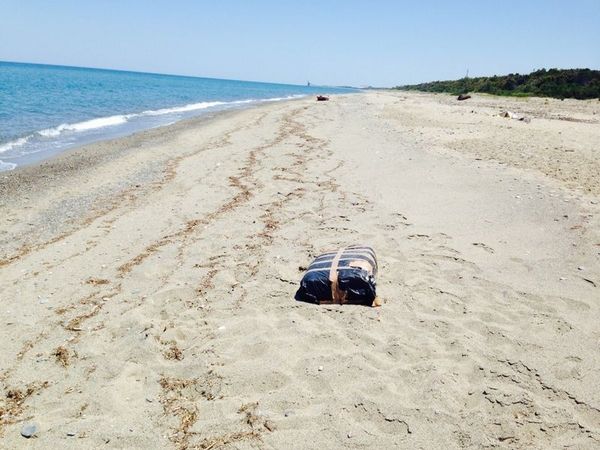 Marsala, i carabinieri ritrovano 40 chili di hashish sulla spiaggia di contrada Birgi Sottano