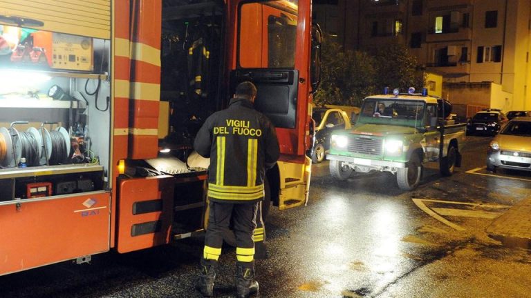 Piombino (Livorno), incendio in un’abitazione: trovato il corpo carbonizzato di una donna