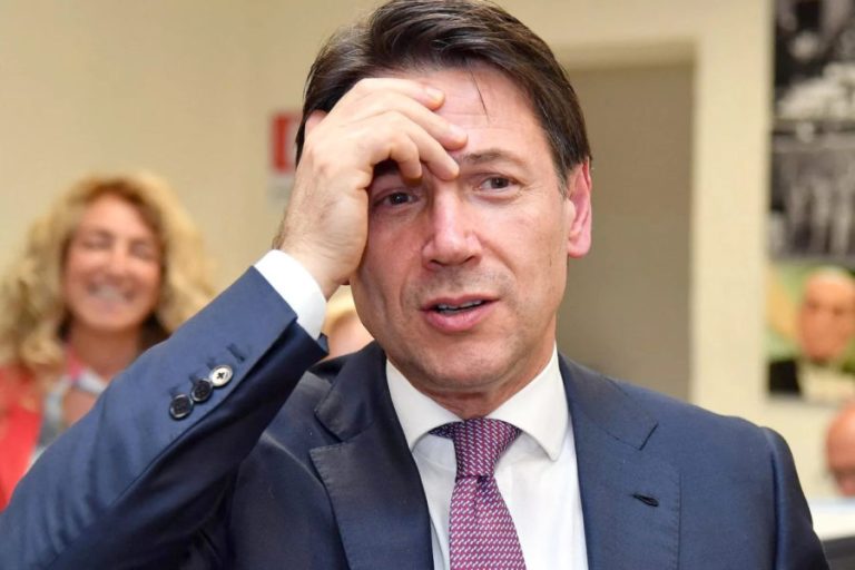 Crisi di governo, il premier Conte non tratta con Renzi: la pericolosa sfida in aula sui numeri