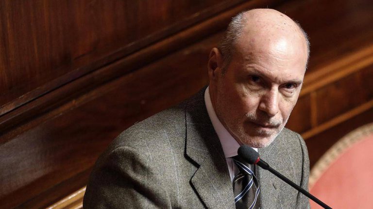 Crisi di governo, l’ex grillino Gregorio De Falco voterà la fiducia al premier Conte