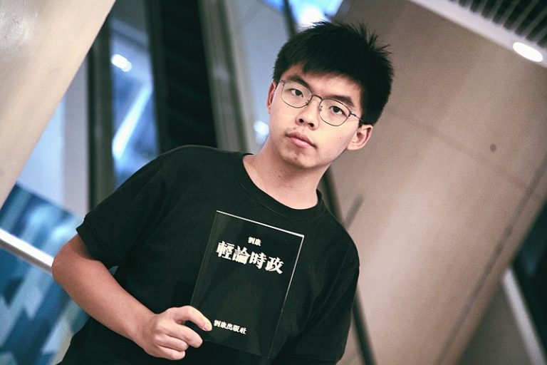 Hong Kong, l’attivista Joshua Wong è stato nuovamente arrestato