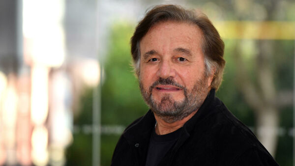 Cinema, Christian De Sica spegne 70 candeline