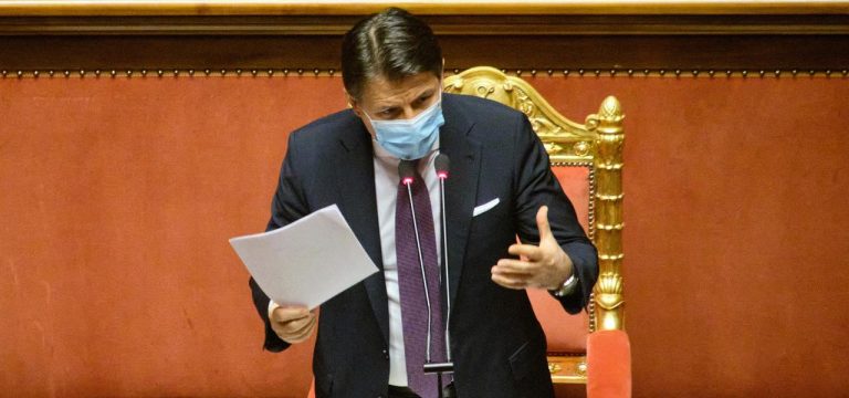 Crisi di governo, Il premier Conte ha concluso stamane il primo intervento: stasera l’attesissimo esito finale