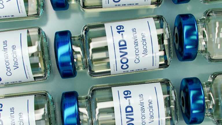 Coronavirus, le mafie hanno puntato al “business” dei vaccini: allarme della Fondazione Caponnetto