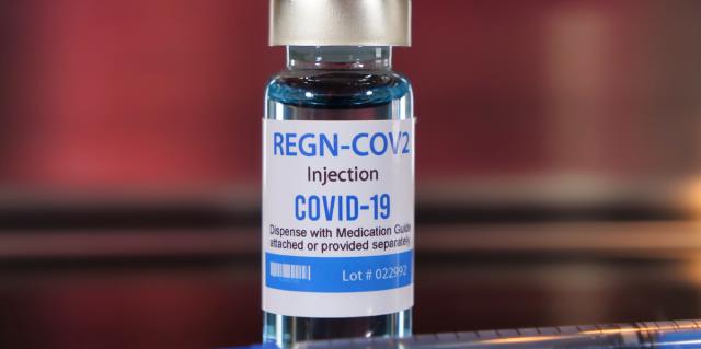 Coronavirus, il farmaco “Regen-Cov” sarebbe efficace contro le varianti del Covid 19