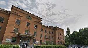 Milano, Roberto Maroni è stato operato all’istituto neurologico Besta