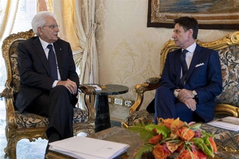 Crisi di governo, il premier Conte vede il presidente Mattarella: “Uscire presto dalla situazione di incertezza”