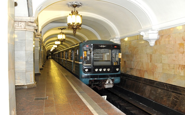 Russia, la Metropolitana di Mosca punta sulle donne come conducenti dei convogli
