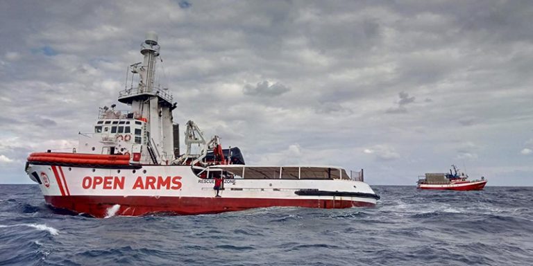 Migranti: è in viaggio verso Porto Empedocle (Agrigento) la nave Open Arms con a bordo 265 persone soccorse nei giorni scorsi in mare dalla Ong spagnola