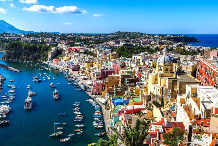 Procida è la Capitale Italiana della Cultura 2022. Cerveteri non ce la fa