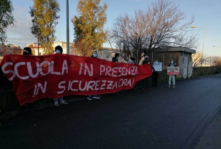 Sciopero regionale degli studenti: il Liceo Pertini di Ladispoli presente!