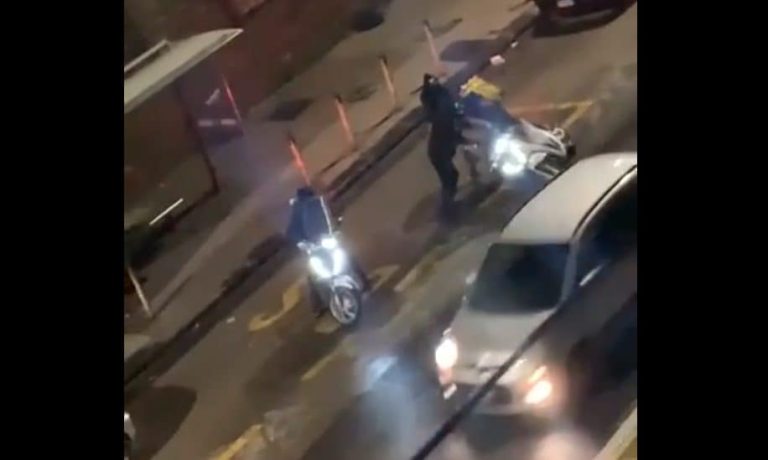 Napoli, pestaggio del rider: fermate 6 persone tra cui alcuni minorenni