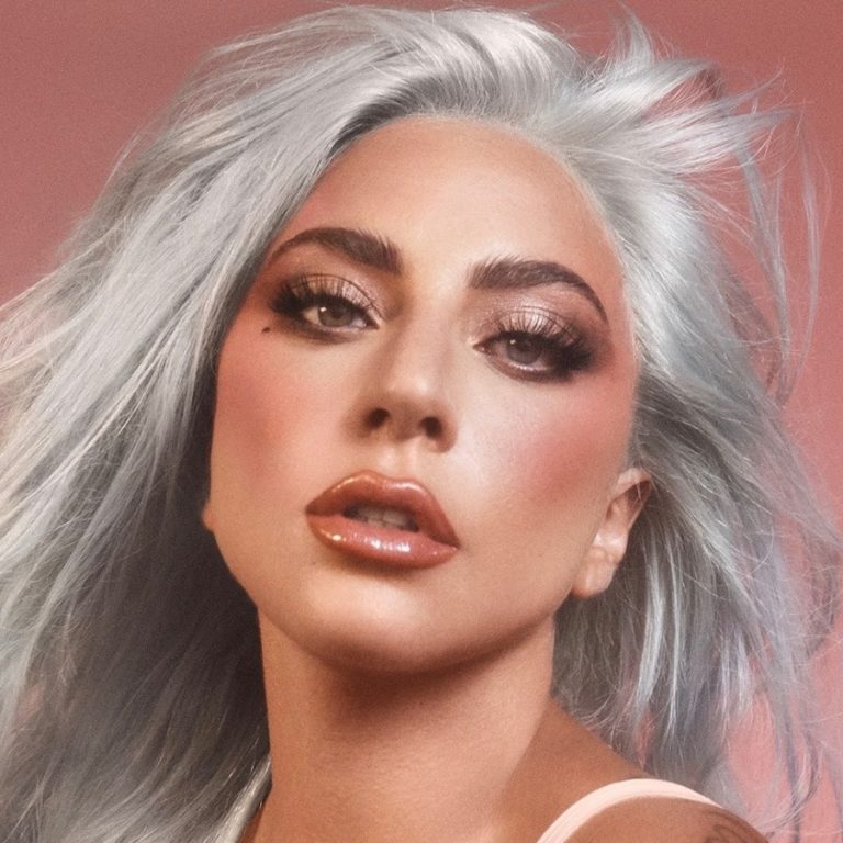 Coronavirus, parla la pop star Lady Gaga: “Provo un’enorme sensazione di impotenza”