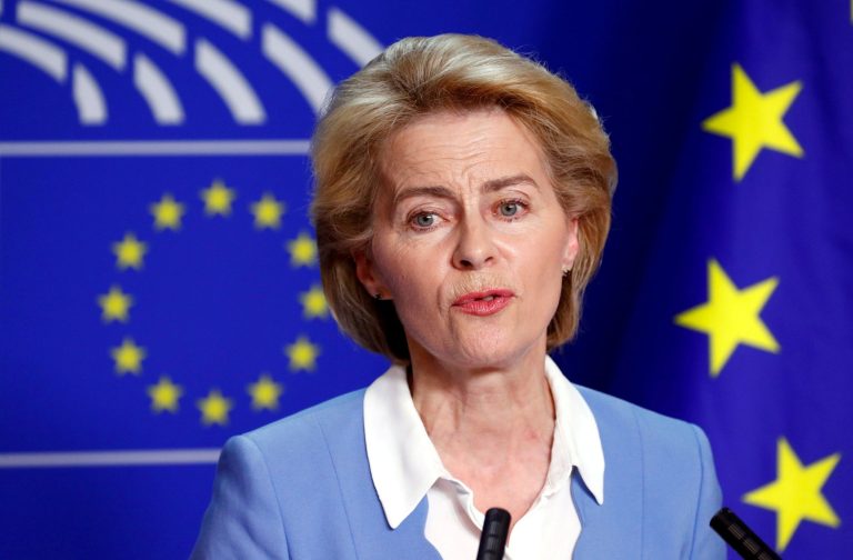 Guerra in Ucraina, parla Ursula von der Leyen: “Putin nega a Kiev il diritto di esistere”