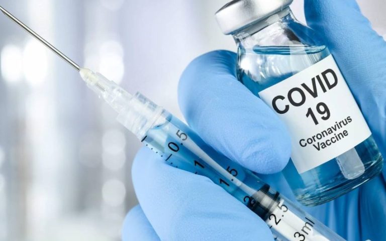 Coronavirus, il vaccino italiano “ReiThera” sarà pronto entro giugno e renderà il Paese autosufficiente”
