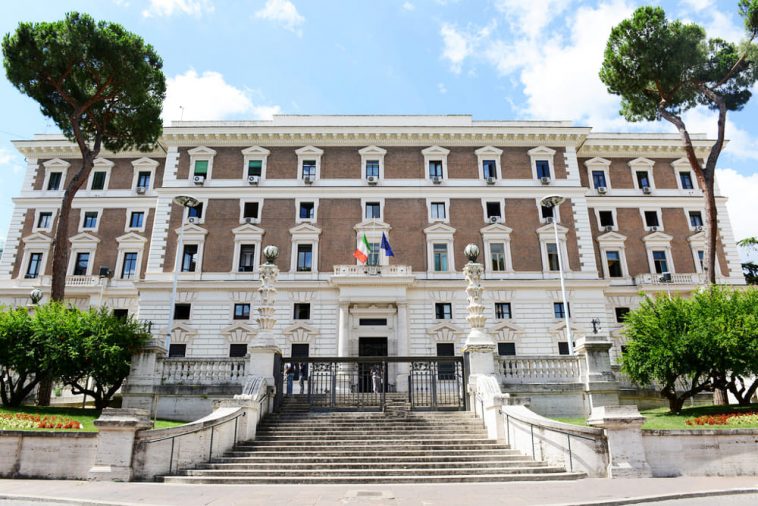 Il Viminale scioglie i consigli comunali di Anzio e Nettuno per le ingerenze della criminalità organizzata