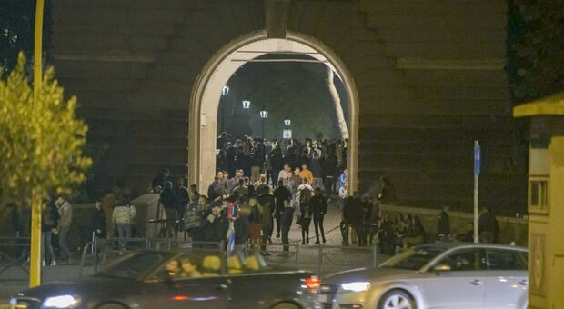 Aggressione alla troupe Rai a Ponte Milvio: arrestate altre tre persone