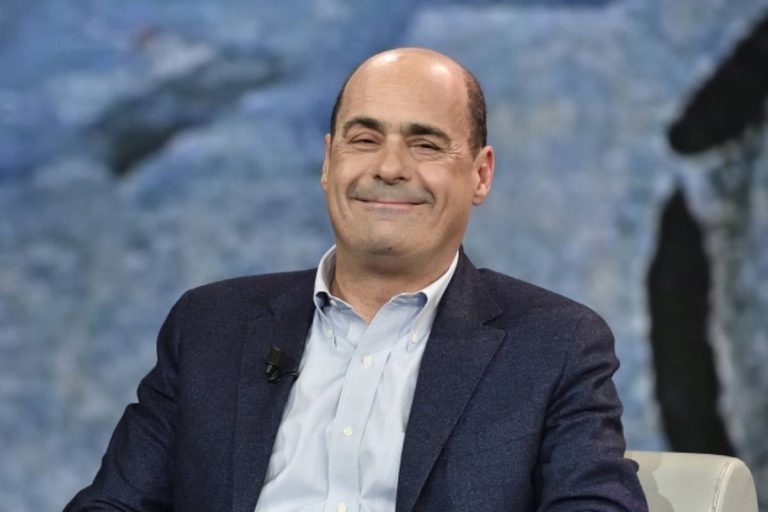 Crisi di governo, la soddisfazione di Zingaretti: “E’ stato evitato un salto nel buio, ora dobbiamo gestire piano vaccinale, dobbiamo discutere il recovery, ora dobbiamo concentrarci sui problemi degli italiani”