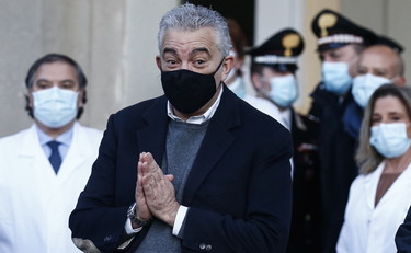 Coronavirus, il commissario Arcuri ribadisce: “Il piano delle vaccinazioni sta funzionando a pieno ritmo”