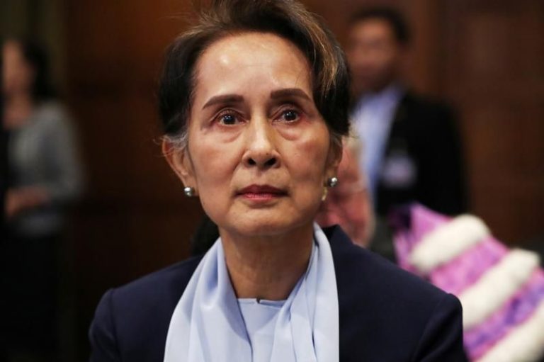 Golpe in Myanmar: concessi gli arresti domiciliari ad Aung San Suu Kyi