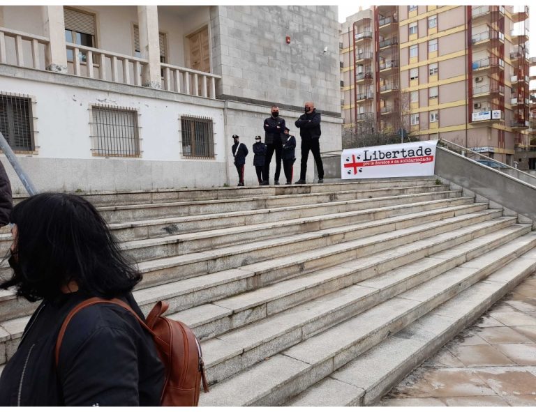 Si dovranno presentare a processo il prossimo 16 giugno i quattro pastori che protestarono a Nuoro