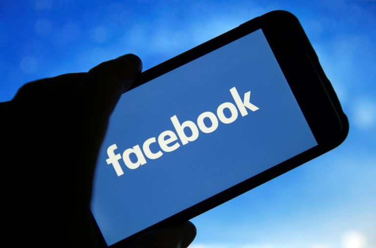 Antitrust, sette milioni di euro di multa a Facebook per uso scorretto dei dati degli utenti