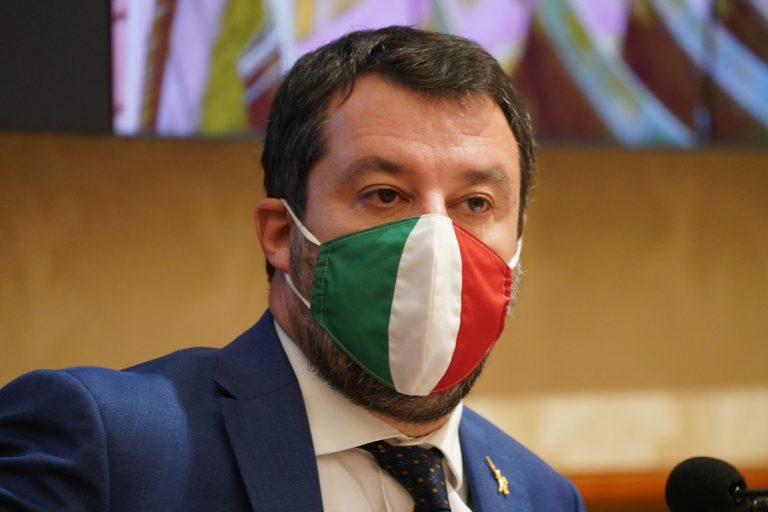 Riaperture, il prossimo obiettivo di Matteo Salvini è eliminare il coprifuoco alle 22