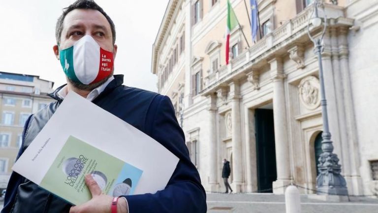 Crisi di governo, parla Matteo Salvini: “Ministri della Lega in un eventuale governo Draghi? Non facciamo le cose a metà, se ci siamo ci siamo, altrimenti collaboriamo dall’opposizione”
