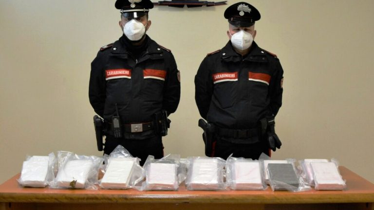 Ostia, sequestrati oltre 26 chili di cocaina: arrestato un 32enne