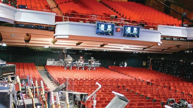 Sanremo, il Codacons chiede l’intervento della Corte dei Conti sui compensi che percepiranno gli ospiti del Festival