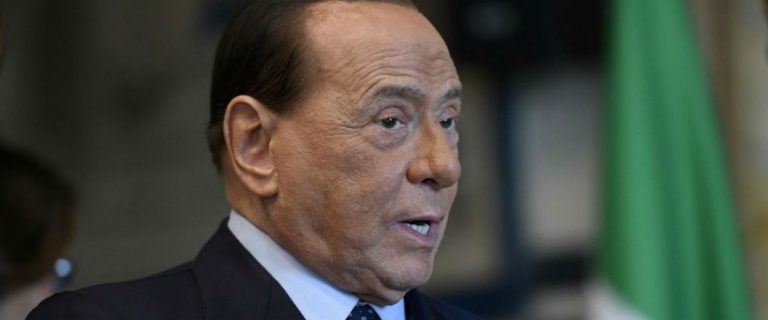 Milano, dimesso Silvio Berlusconi dopo 24 ore dal San Raffaele