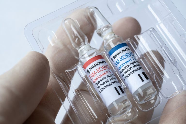 Coronavirus, accordo tra l’Austria e la Russia per una fornitura del vaccino Sputnik V