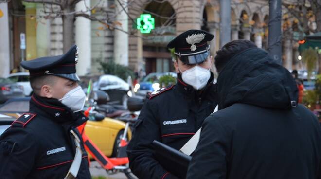 Controlli anti Covid a Roma: controllate 2.285 persone nelle ultime 24 ore: elevate 14 multe per il mancato uso delle mascherine e per la mancanza del Green pass