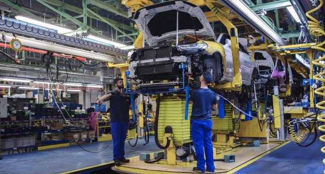 Istat, crollo del fatturato dell’industria nel 2020: meno 11,5 per cento