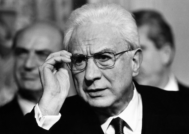 Crisi di governo, la riflessione di Rino Formica: “È andato in scena un dramma interno al sistema politico che Cossiga aveva già denunciato nel messaggio alle Camere nel 1991”