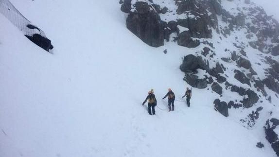 Masse d’Albe (L’Aquila), ricerche sospese per il maltempo dei quattro escursionisti dispersi sul Monte Velino