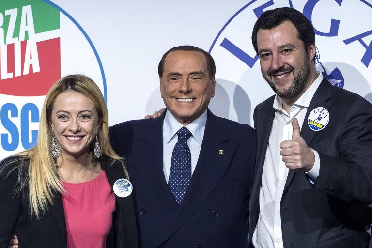 Centrodestra, Giorgia Meloni propone un intergruppo parlamentare con Salvini e Berlusconi