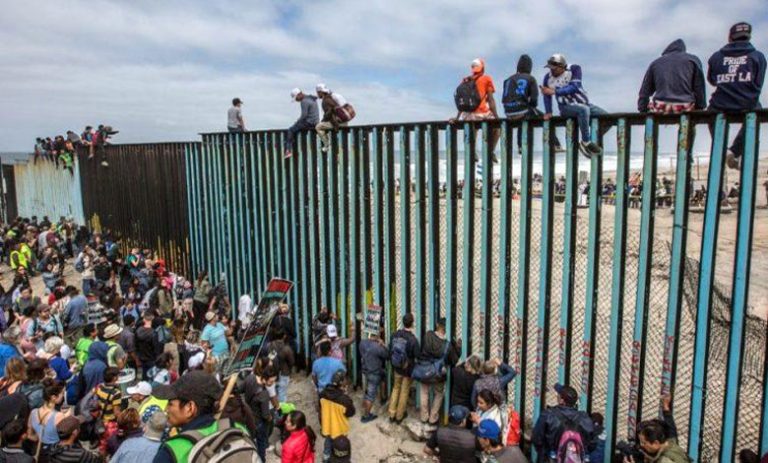 Usa, svolta nelle politiche del presidente Biden: al via una task force per riunire le famiglie di immigrati separate dalla precendente amministrazione al confine con il Messico