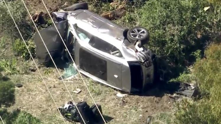 Usa, dopo il drammatico incidente stradale Tiger Woods si sta riprendendo