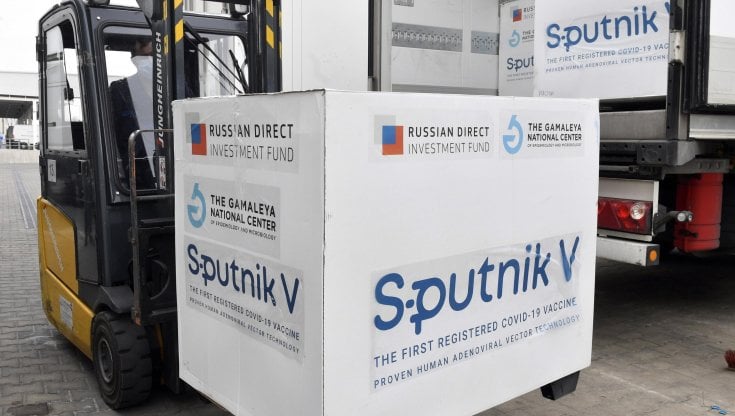 Vaccino Sputnik, gli Stati membri della Ue sono liberi di comprarlo in autonomia