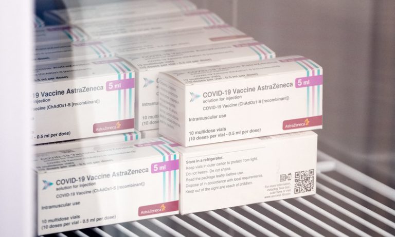 Vaccini, anche la Svezia blocca la somministrazione di AstraZeneca
