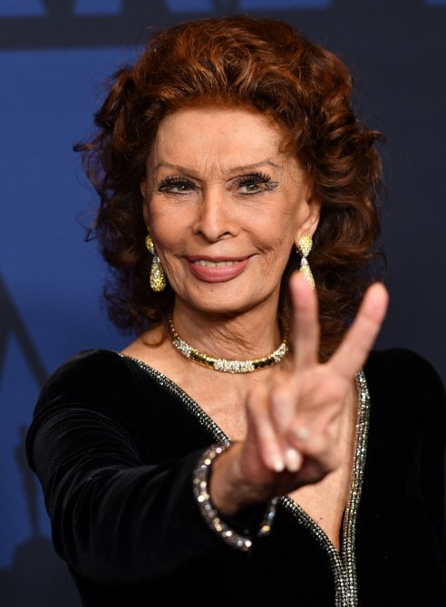 Cinema, Sophia Loren premiata come miglior attrice dall’associazione Aarp