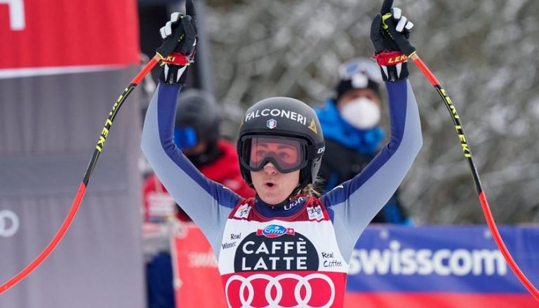 Sofia Goggia vince la coppa del mondo di discesa femminile per la seconda volta dopo il successo nel 2018