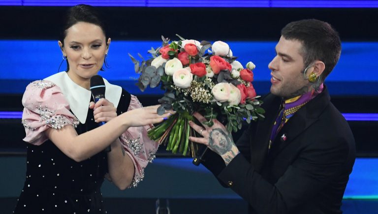 Sanremo, grande gioia di Francesca Michielin e Fedez per il secondo posto con “Chiamami per nome”