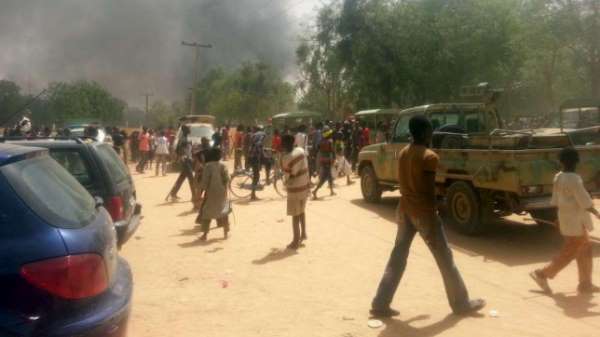 Nigeria, due attacchi dei jihadisti nella città di Dikwa contro una base militare e una sede dell’Onu